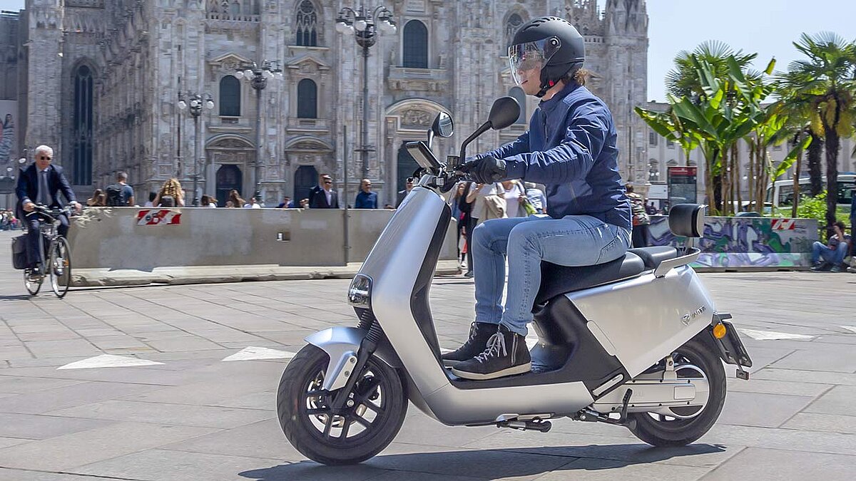 Neuer 80-km/h-Roller von Yadea: Der G5S.