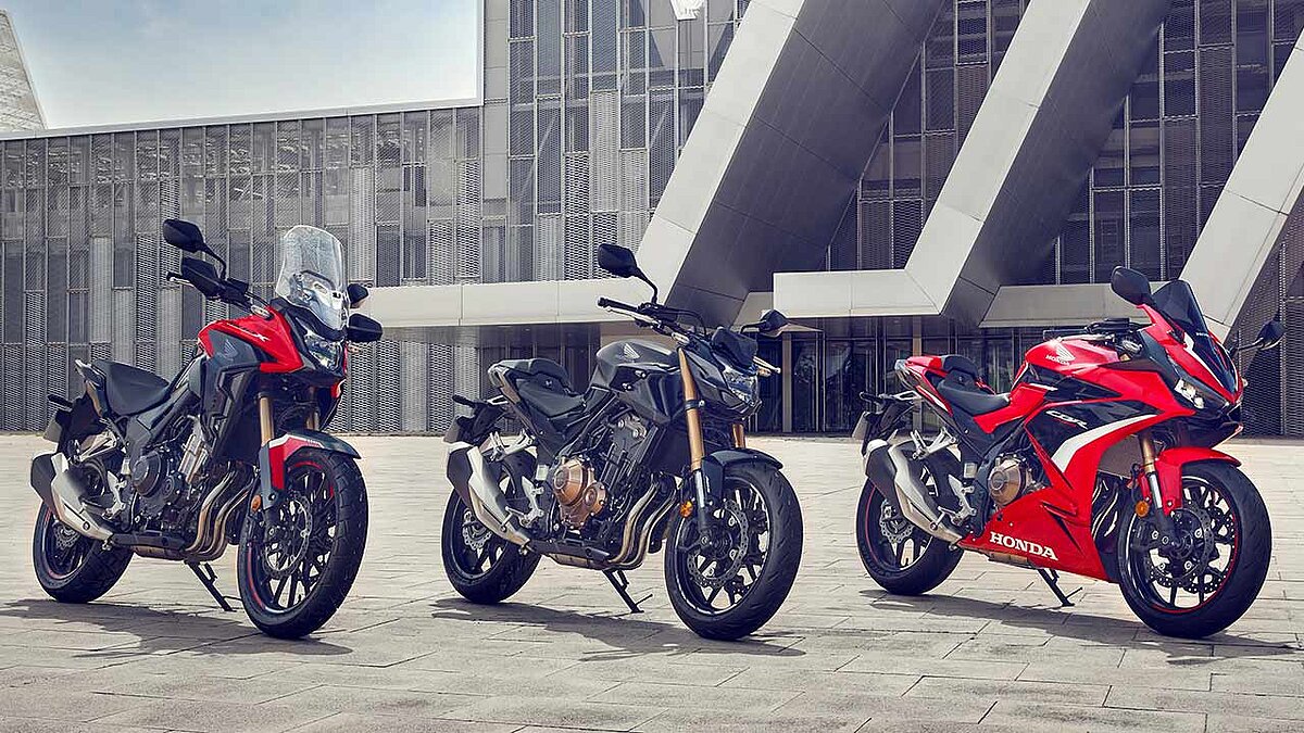 Frisch gestärkt ins Modelljahr 2022: Hondas 500-er Bande (v.l.): CB500X, CB500F und CBR500R.