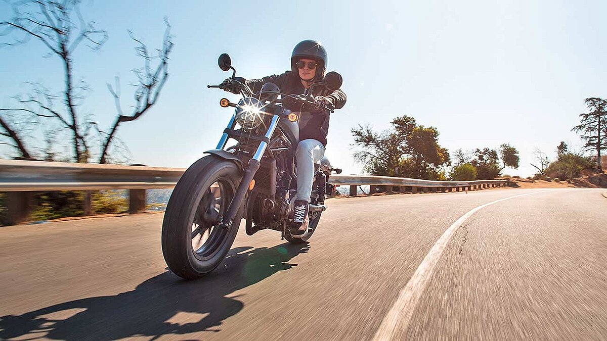 Cruiser mit soliden Werten: Hondas Rebel 500 bekommt für 2020 einige sanfte Updates.