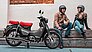 Darf man künftig auch zu Zweit fahren: Hondas Super Cub 125.