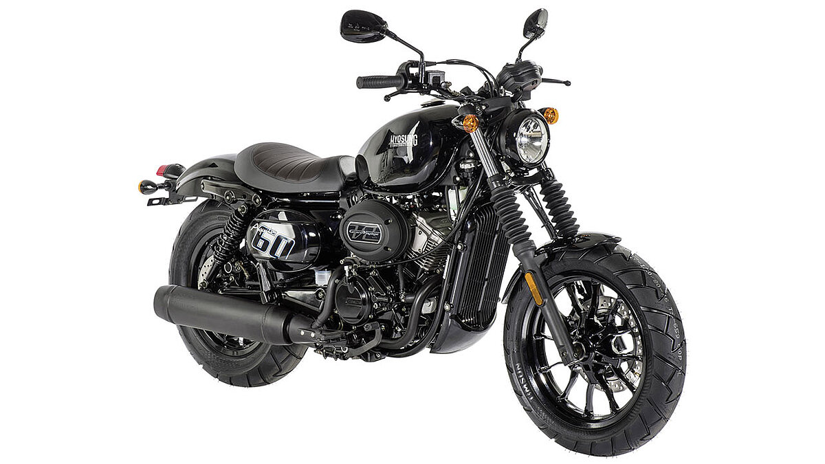 Kernig-markanter Auftritt wahlweise in Schwarz oder Wolfsgrau: Hyosung GV 125S Aquila anno 2020.