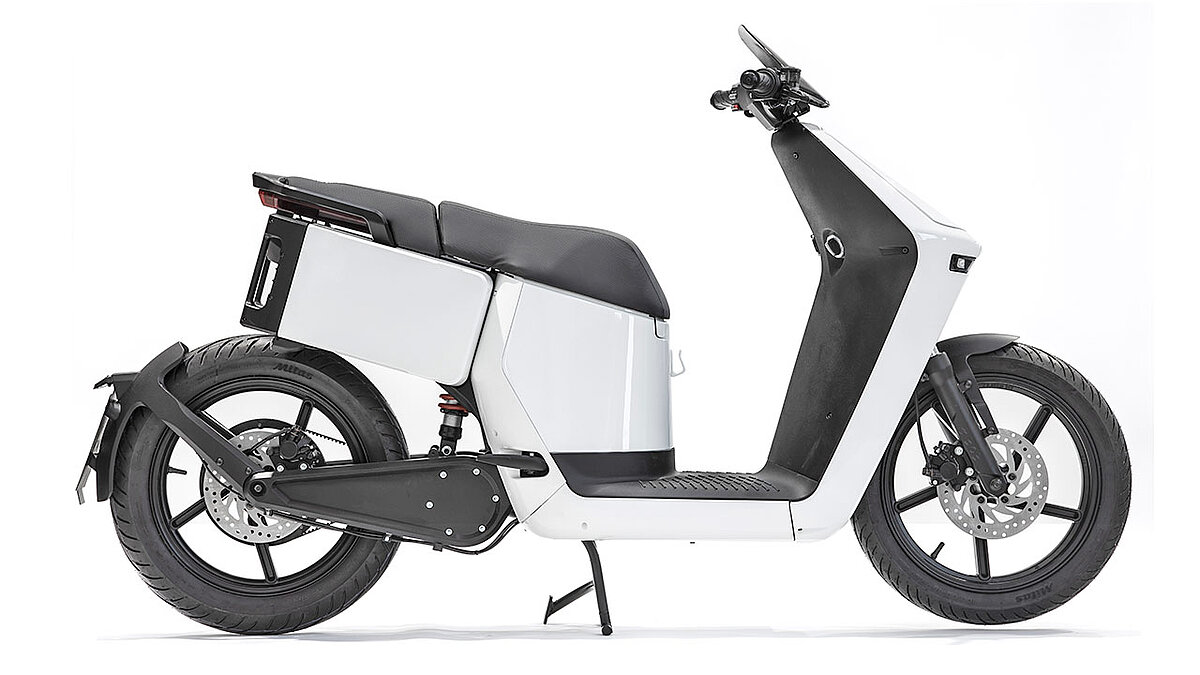 Unter den Modellbezeichnungen Model 4 und Model 6 geht der WoW!-Roller an den Start und rennt 45 bzw. 85 km/h.