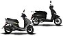 Die beiden 50-er Roller mit Verbrenner-Viertaktmotor von Motron heißen Breezy (links) und Ideo.
