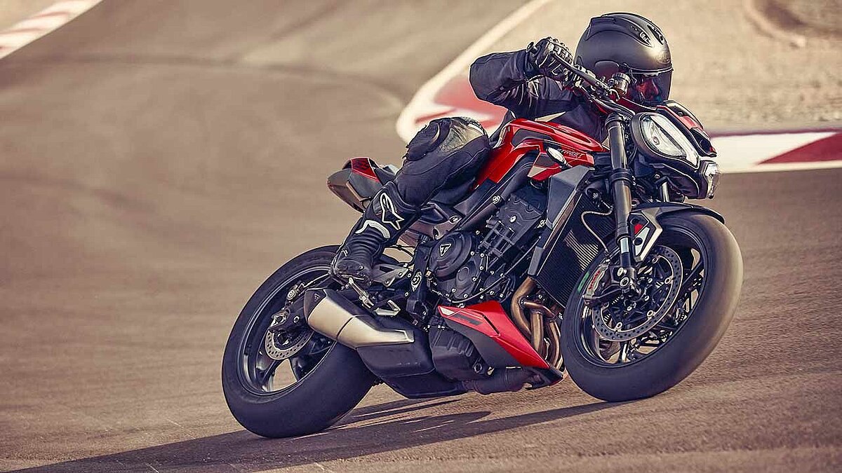 Triumph Street Triple RS des Modelljahrgangs 2023.