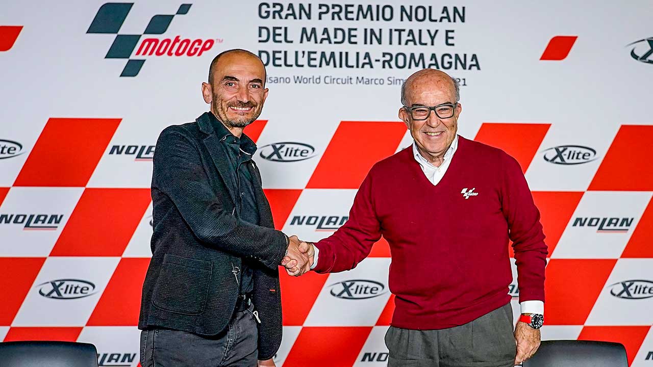 Carmelo Ezpeleta, der CEO von Vermarkter Dorna Sports (re.), und Claudio Domenicali, CEO der Ducati Motor Holding, besiegelten die Kooperation.