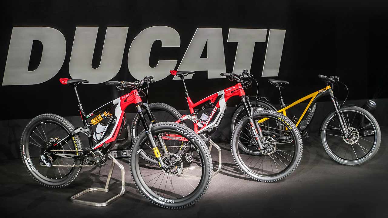 Mit gleich drei neuen E-Bikes will Ducati auf einem Wachstumsfeld mitmischen.