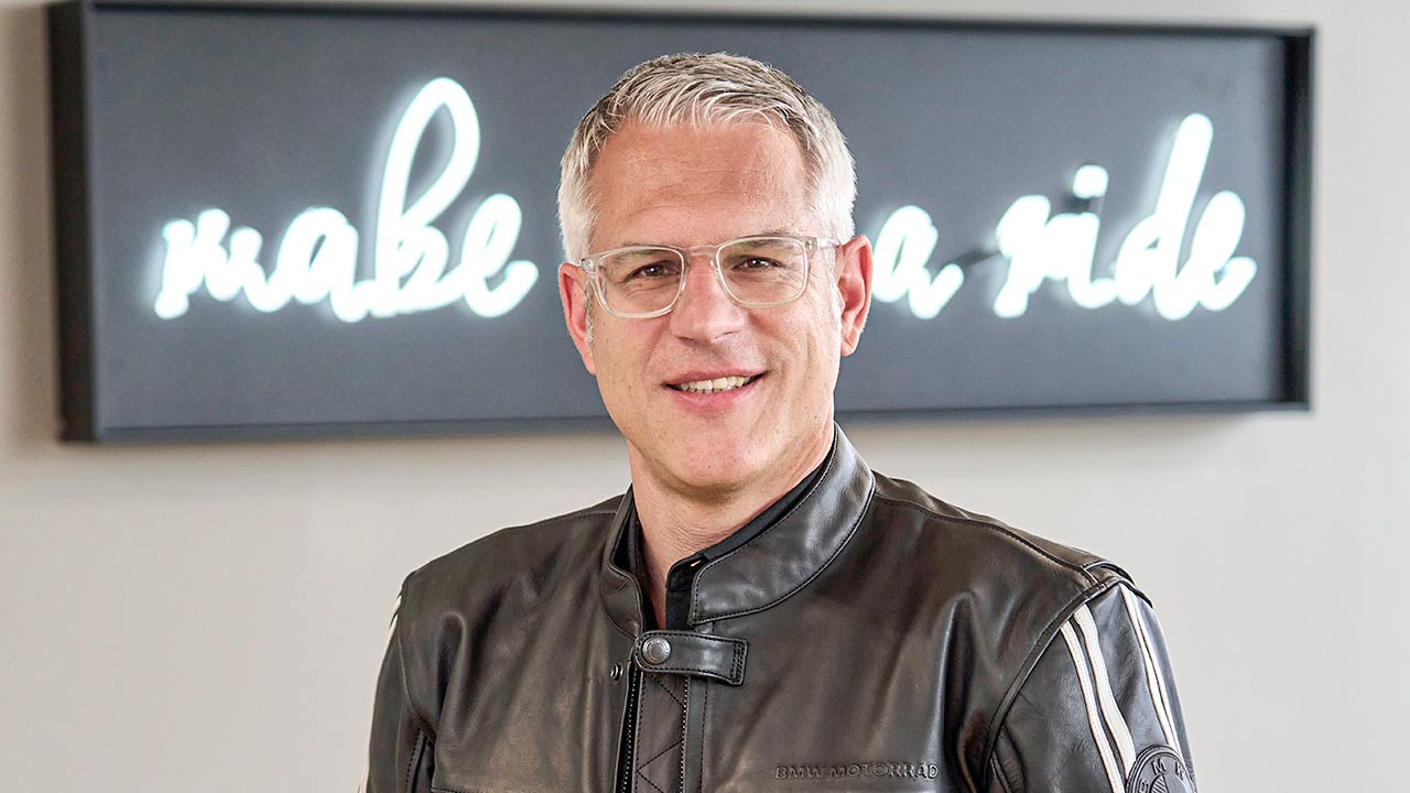 Stephan Reiff übernimmt zum 1. Juli 2022 die Leitung des Ressorts „Kunde, Marke, Vertrieb“ bei BMW Motorrad und verantwortet damit die globalen Vertriebs- und Marketingaktivitäten der Marke.